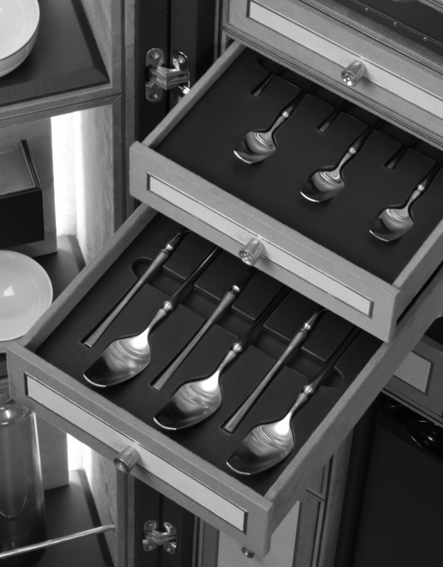 tea and coffee trunk