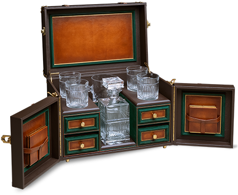Travel-bar-steamer-trunk